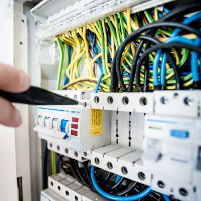 Electrician in London